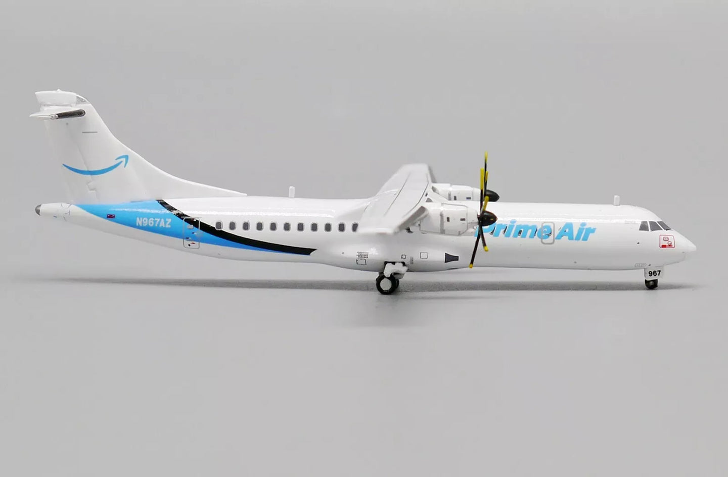JC WINGS ATR72-500F AMAZON PRIME AIR REG: N967AZ