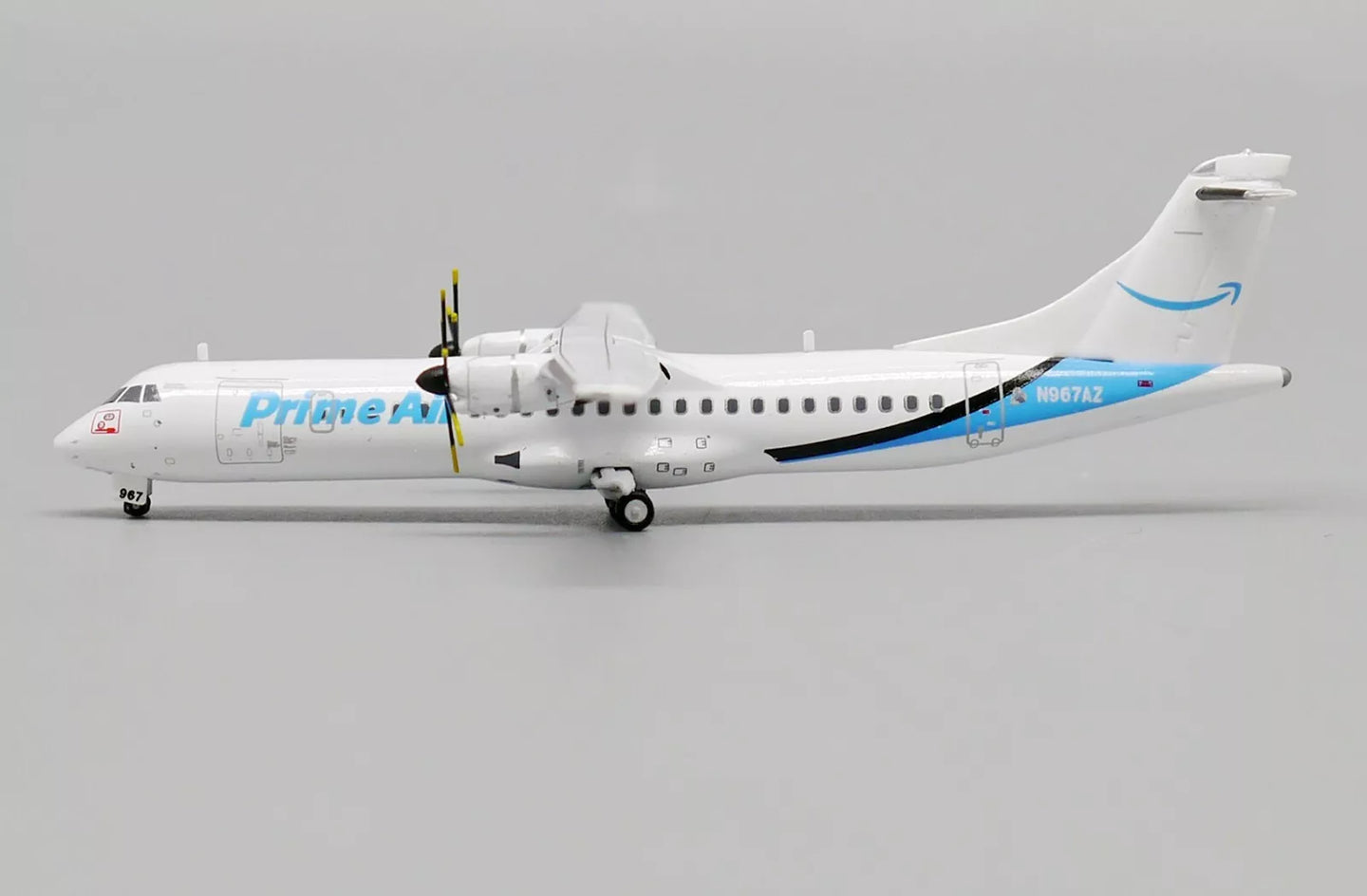 JC WINGS ATR72-500F AMAZON PRIME AIR REG: N967AZ