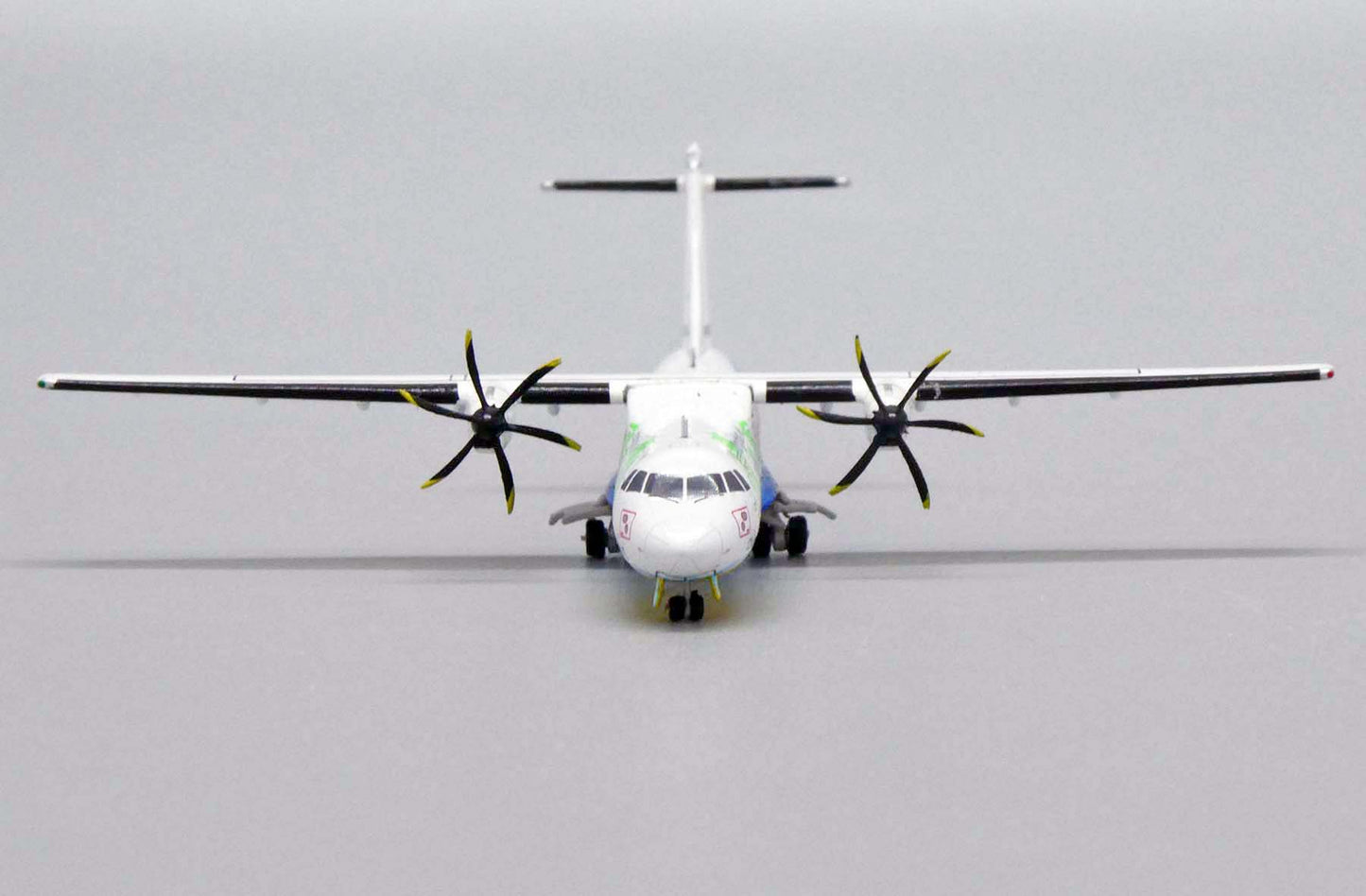 JC WINGS ATR72-500 BANGKOK AIRWAYS REG: HS-PGG