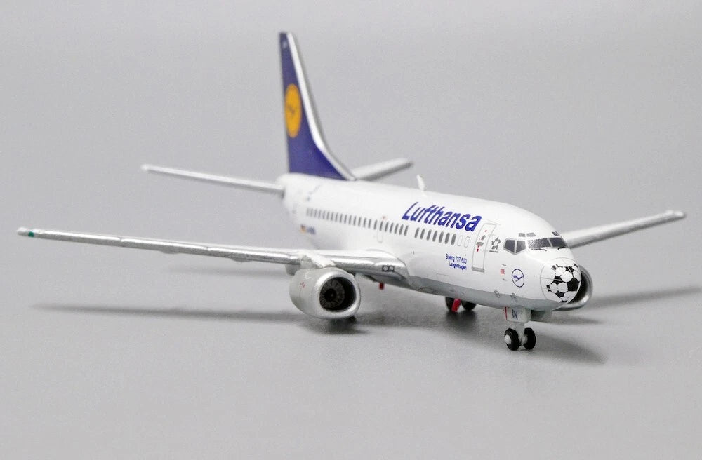 JC WINGS B737-500 LUFTHANSA "FOOTBALL NOSE" REG: D-ABIN