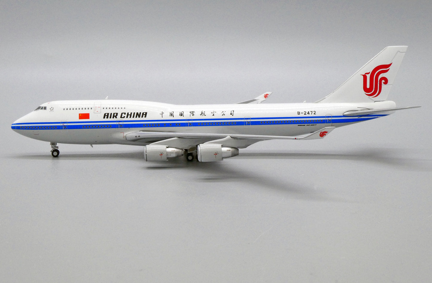 JCWINGS B747-400 AIR CHINA REG: B-2472