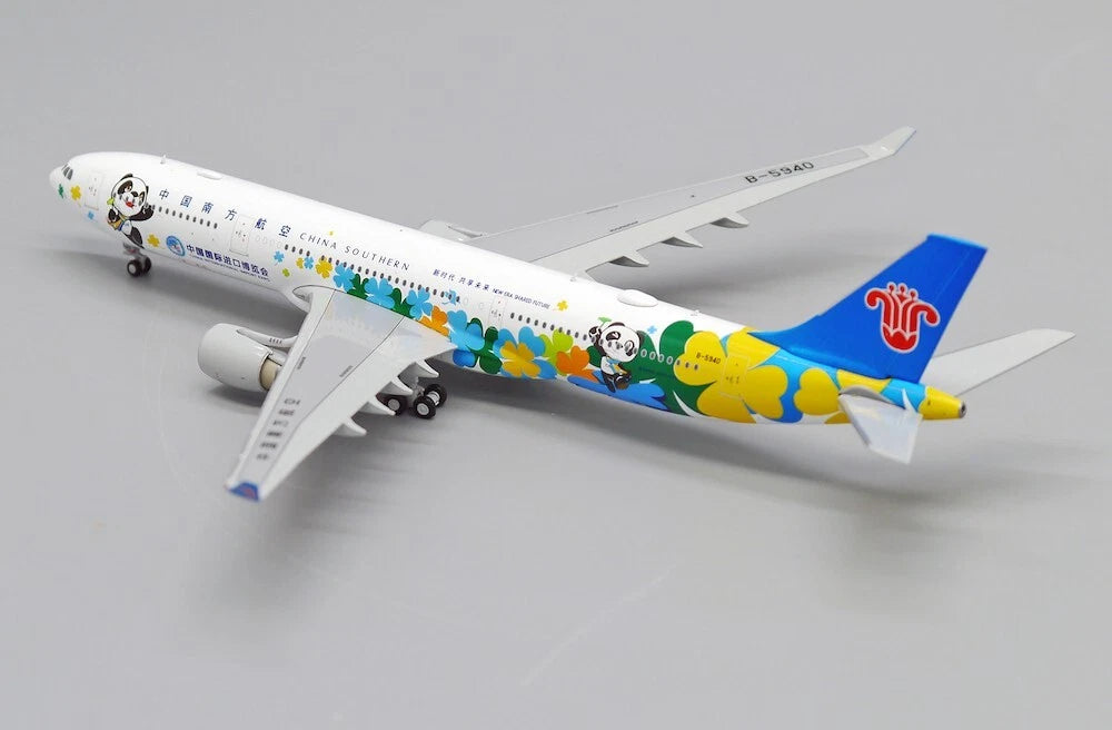 JC WINGS A330-300 CHINA SOUTHERN AIRLINES "IMPORT EXPO" REG:B-5940