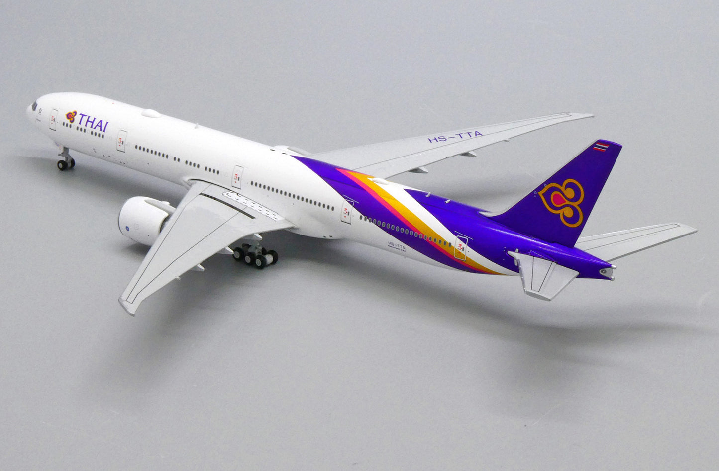 JC WINGS B777-300(ER) THAI REG: HS-TTA