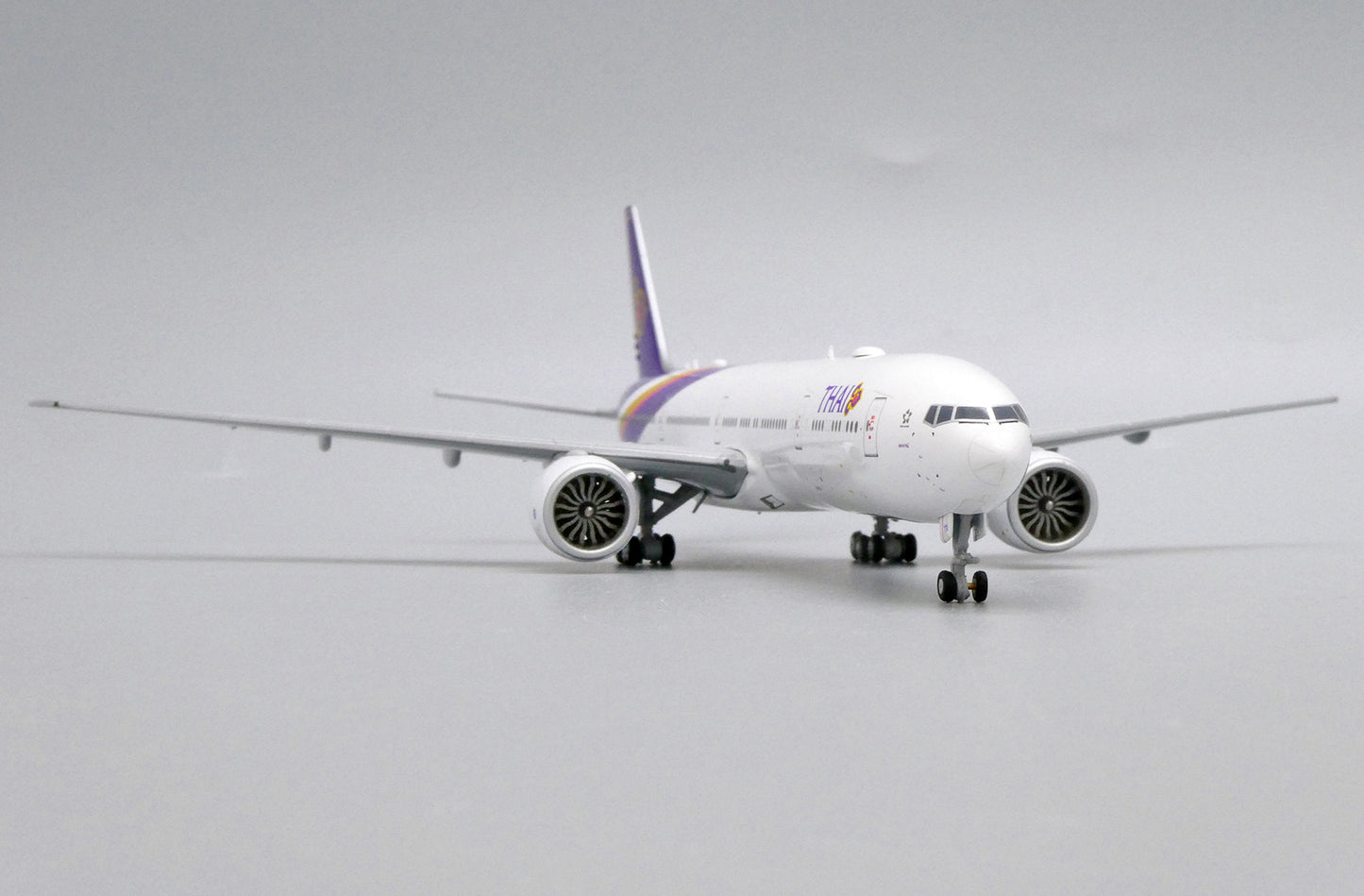 JC WINGS B777-300(ER) THAI REG: HS-TTA
