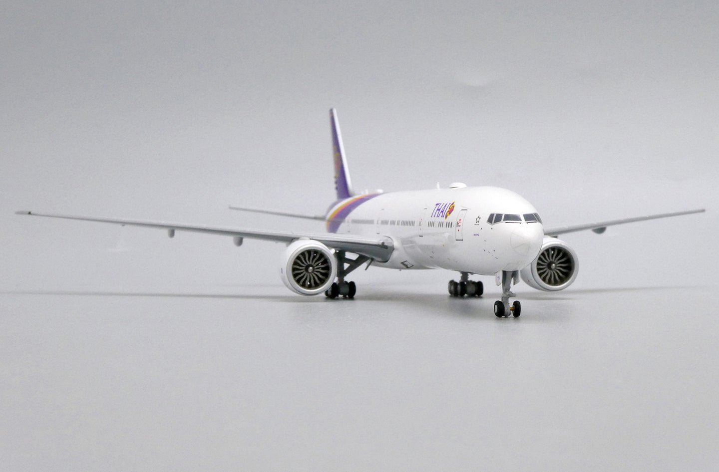 JC WINGS B777-300(ER) THAI REG: HS-TTA