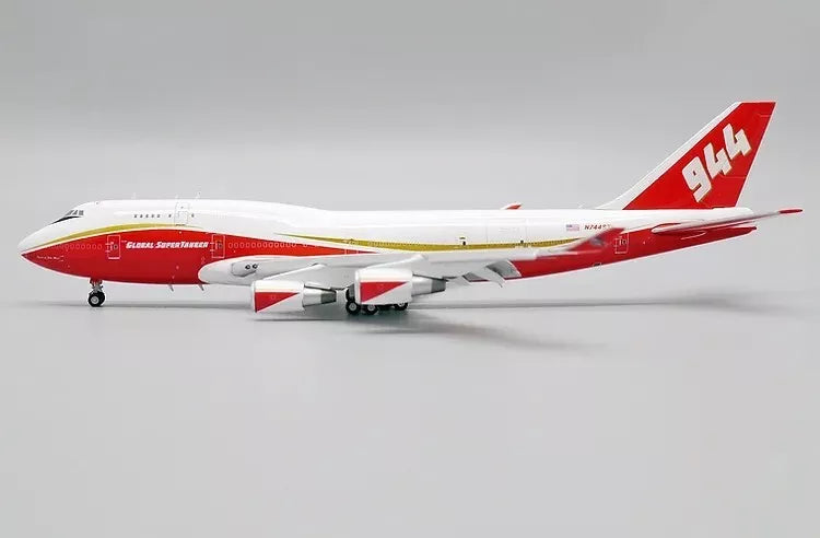 JC WINGS 747-400(BCF) GLOBAL SUPER TANKER SERVICES FLAP DOWN REG: N744ST