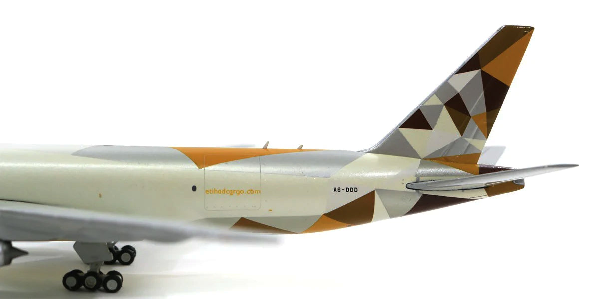 JCWINGS B777-200(LRF) ETIHAD CARGO REG: A6-DDD