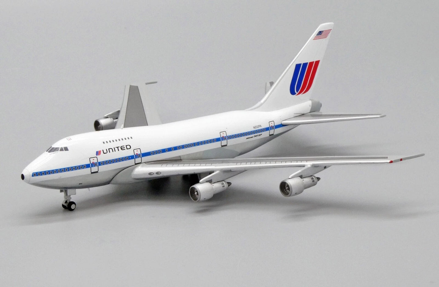 JC WINGS B747SP UNITED AIRLINES "BLUE STRIPE" (POLISHED) REG: N532PA