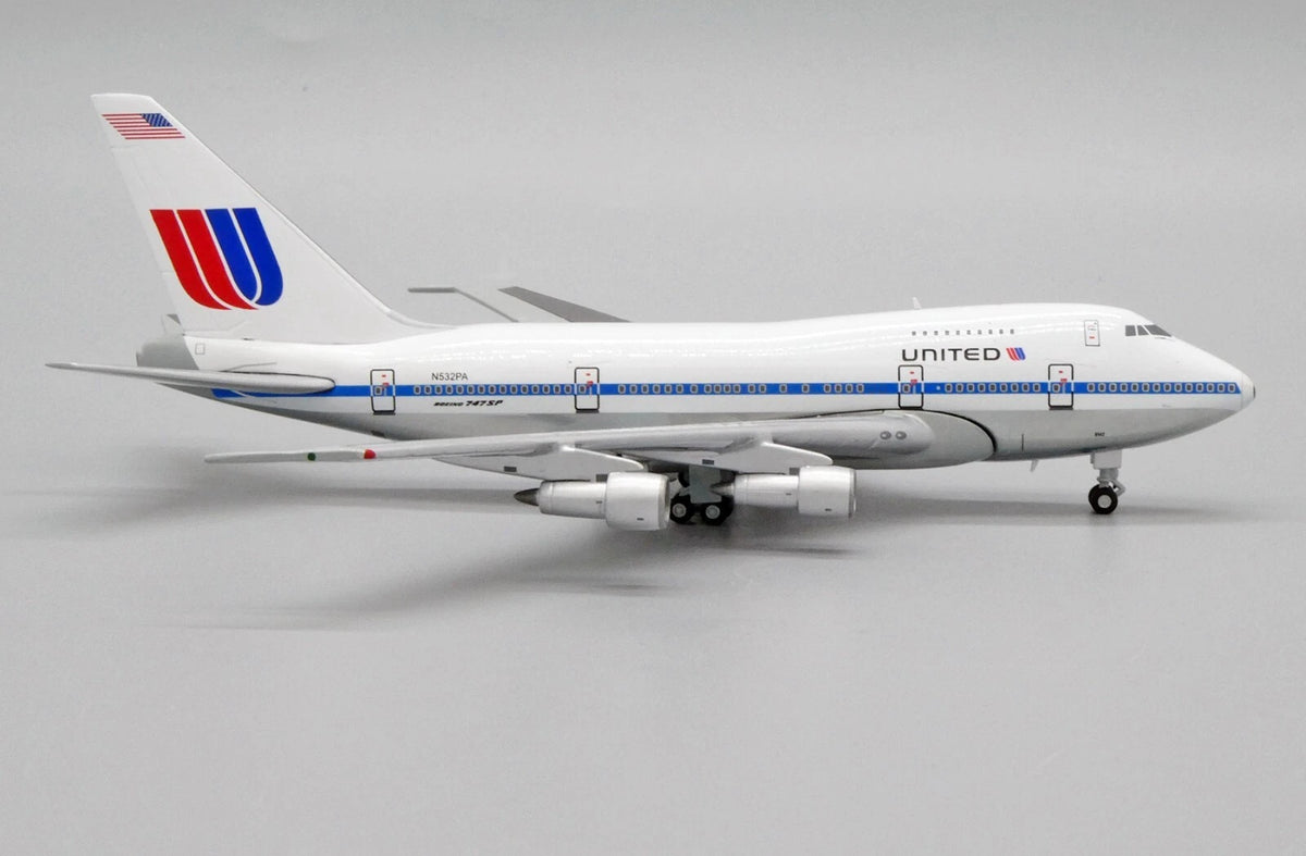 JC WINGS B747SP UNITED AIRLINES "BLUE STRIPE" (POLISHED) REG: N532PA