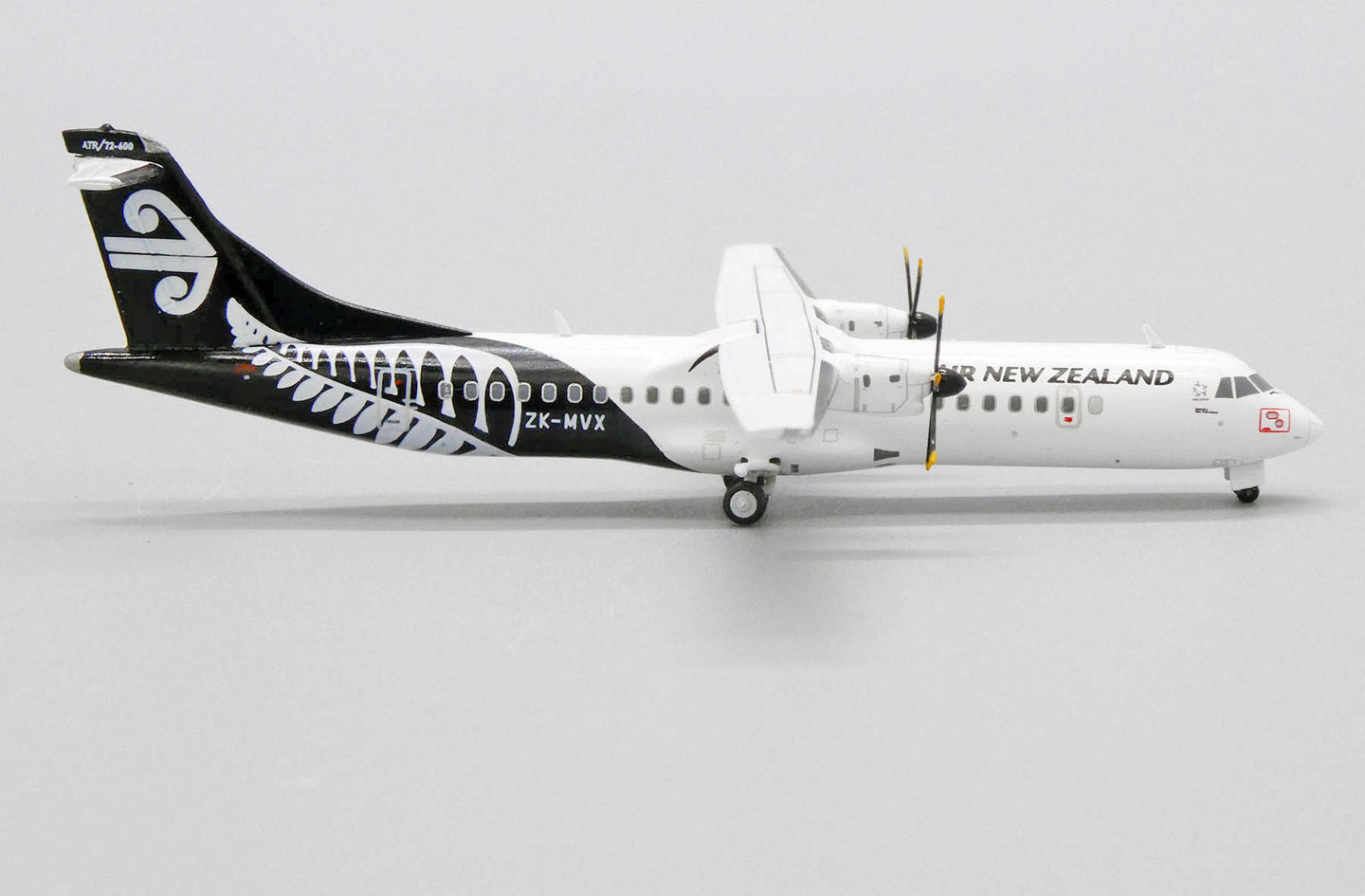 JC WINGS ATR72-600 AIR NEW ZEALAND REG: ZK-MVX