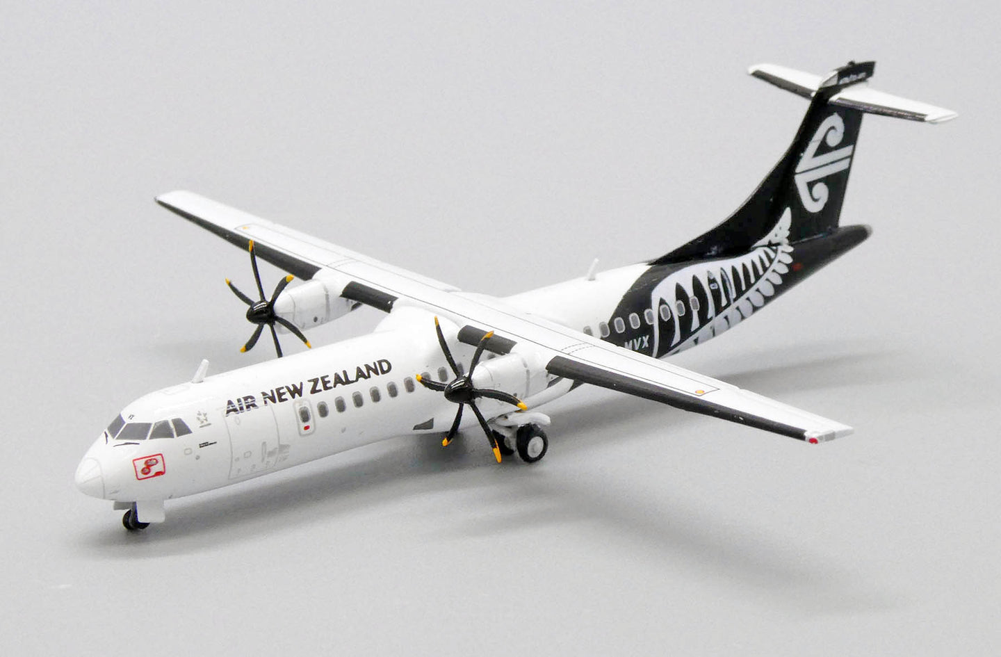 JC WINGS ATR72-600 AIR NEW ZEALAND REG: ZK-MVX