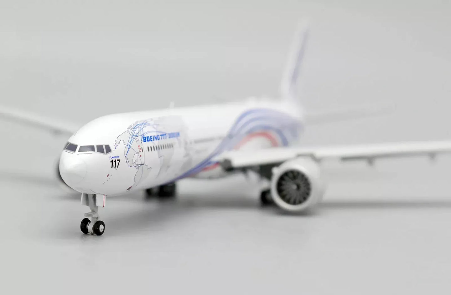 JC WINGS B777-300ER BOEING HOUSE COLOR "WORLD TOUR" REG: N5017V FLAPS DOWN