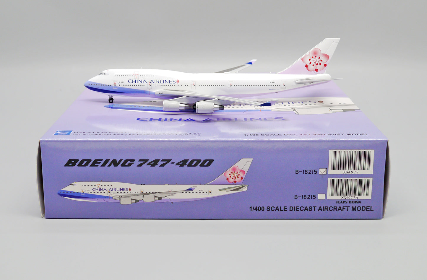 JC WINGS B747-400 CHINA AIRLINES REG: B-18215