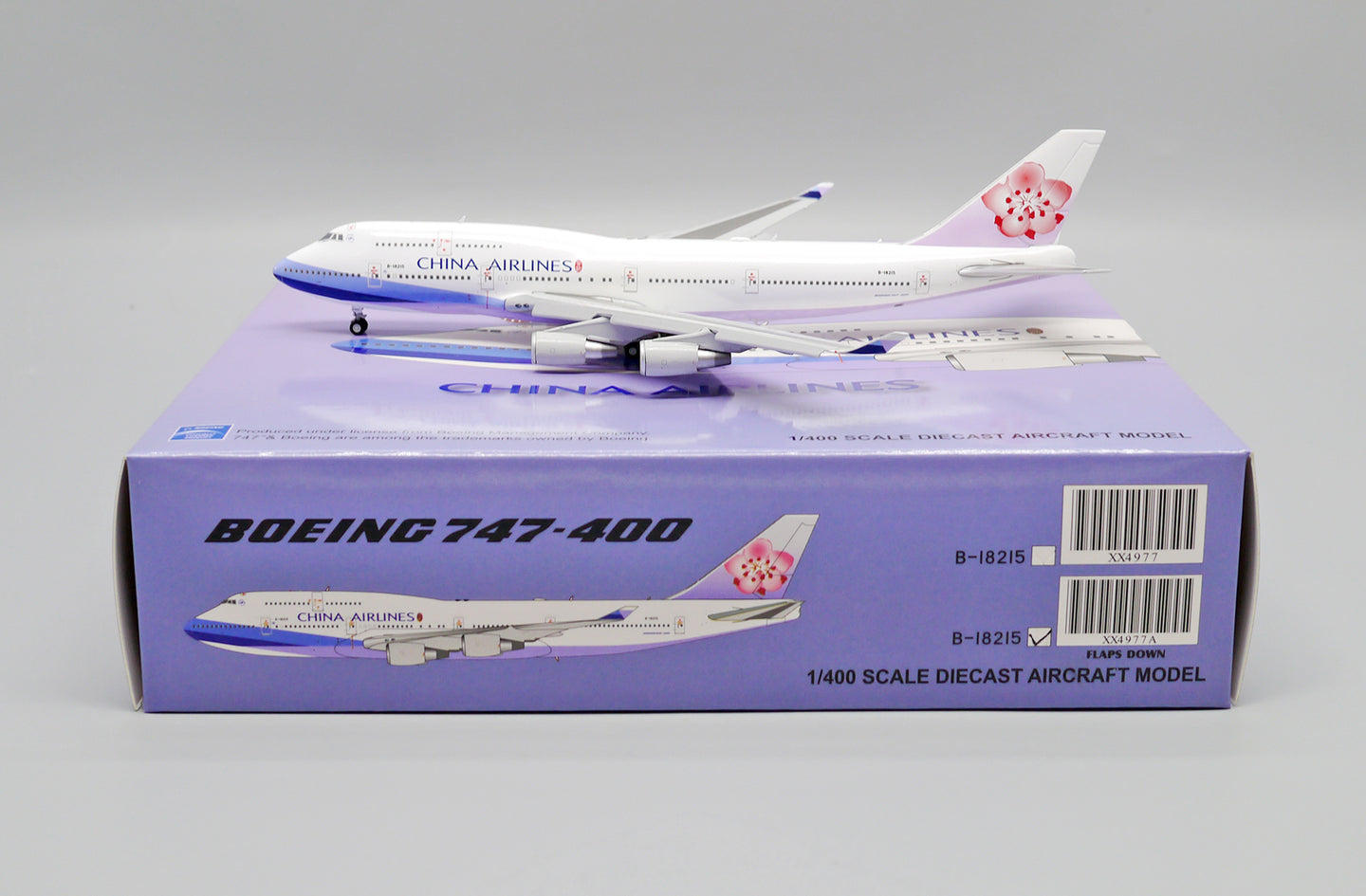 JC WINGS B747-400 CHINA AIRLINES REG: B-18215 (FLAPS DOWN)