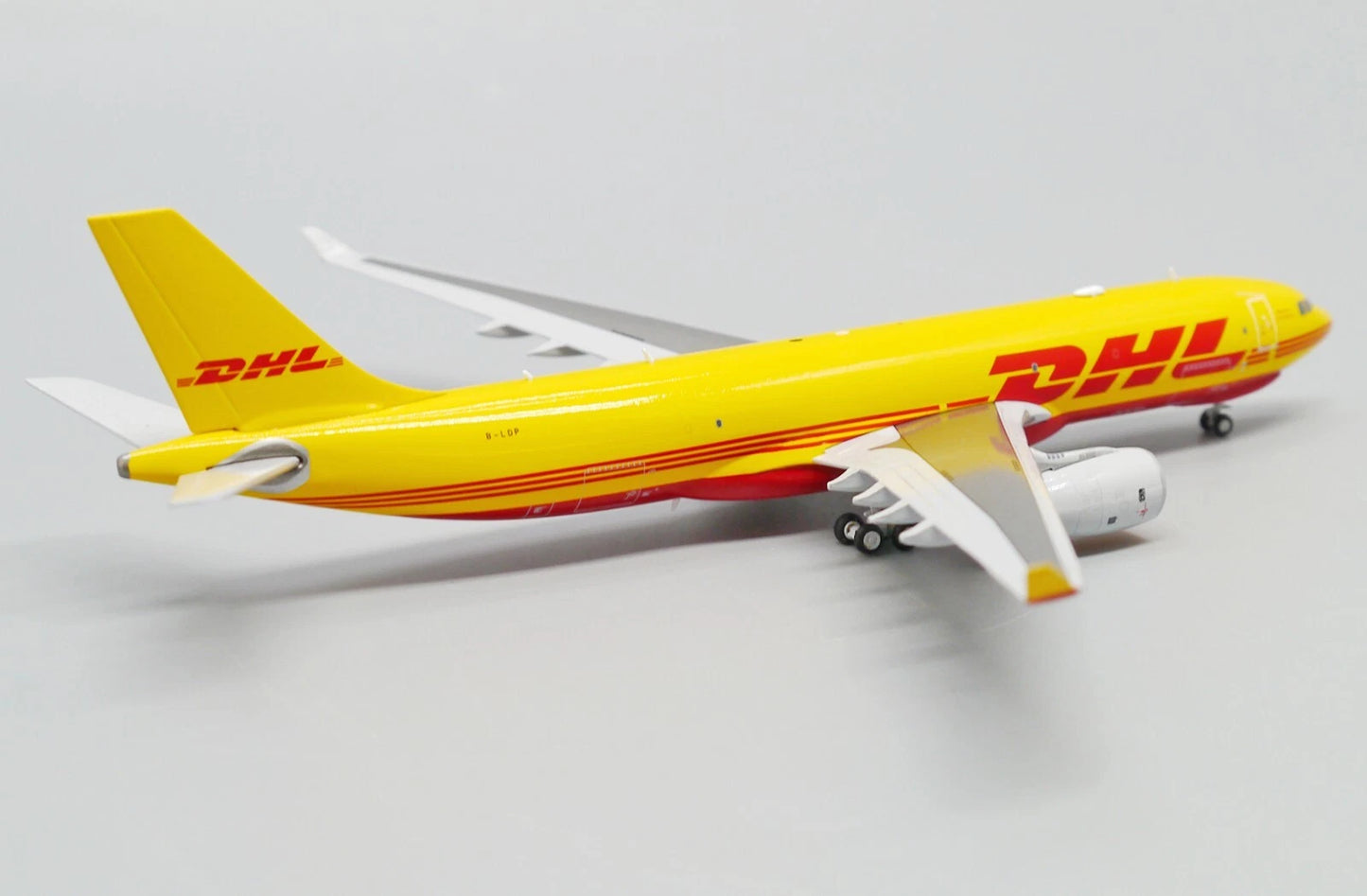 JC WINGS A330-200F AIR HONG KONG / DHL REG: B-LDP