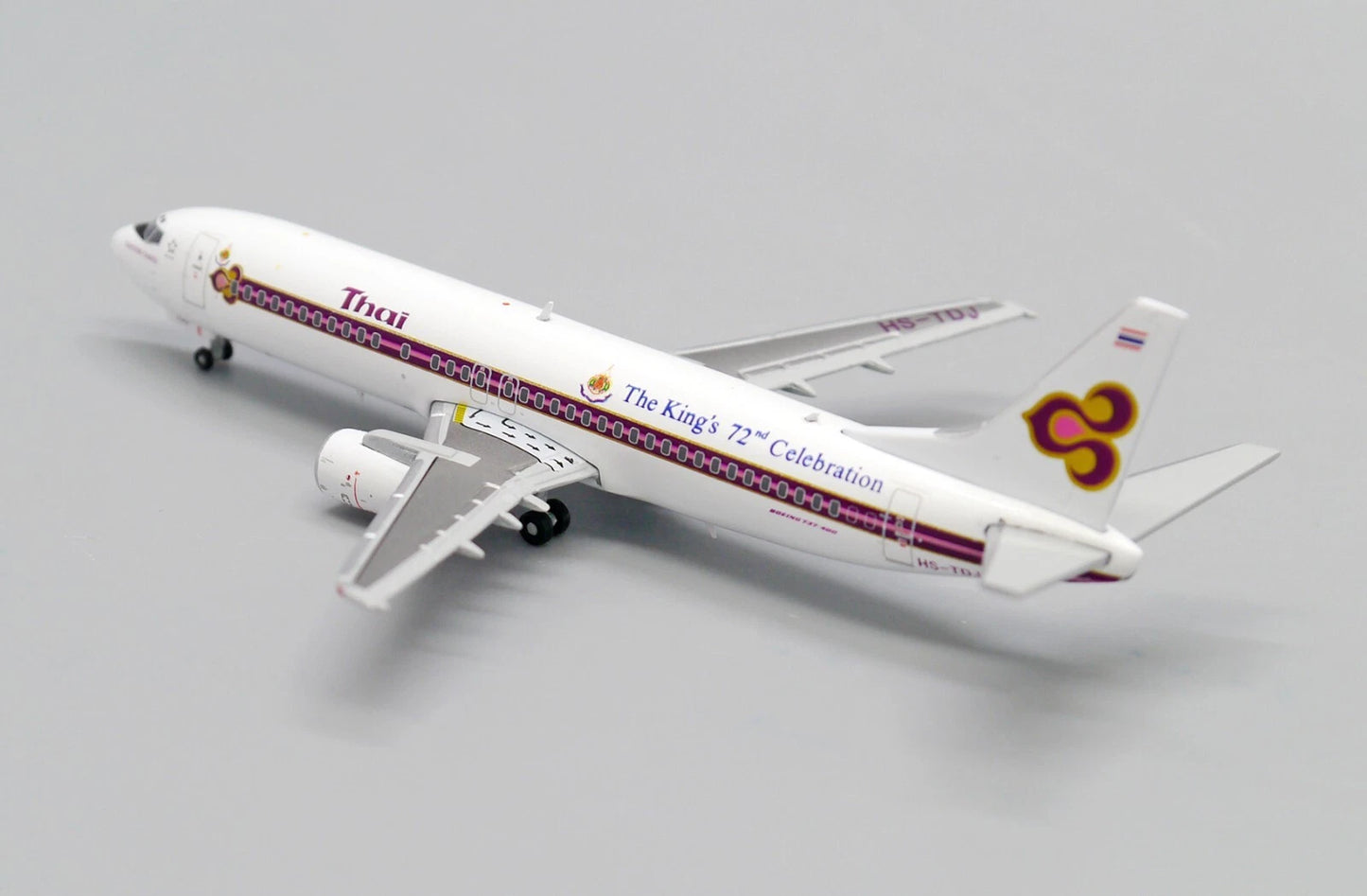 JC WINGS B737-400 THAI AIRWAYS "THE KINGS 72ND CELEBRATION" REG: HS-TDJ