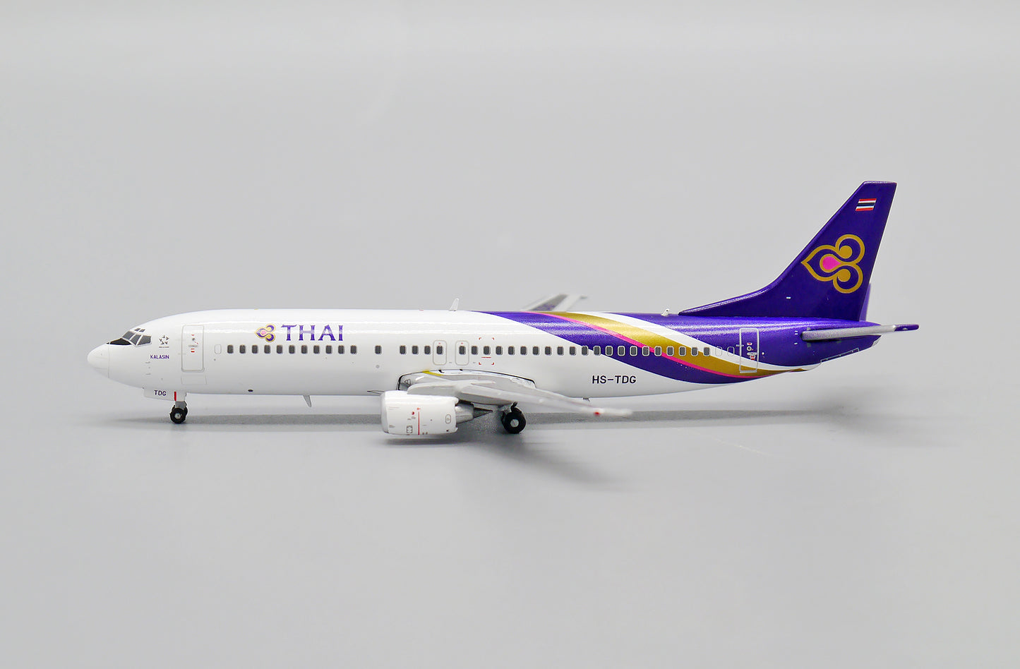 JCWINGS B737-400 THAI AIRWAYS LAST FLIGHT REG: HS-TDG