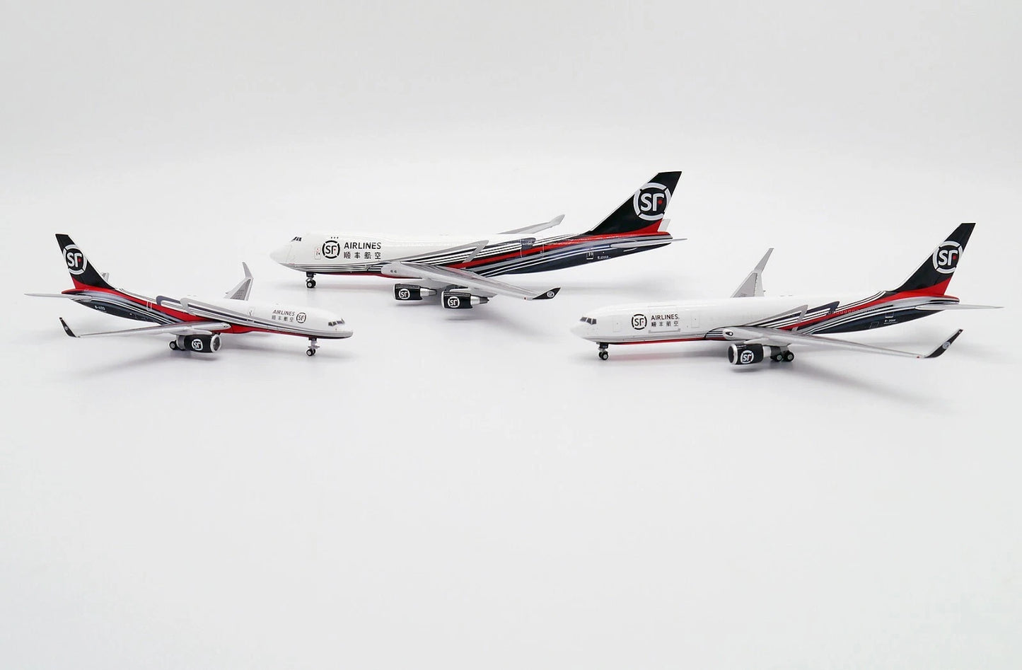 JCWINGS SF AIRLINES PACKAGE WAREHOUSE & OFFICE SET