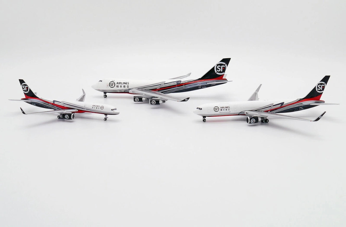 JCWINGS SF AIRLINES PACKAGE WAREHOUSE & OFFICE SET