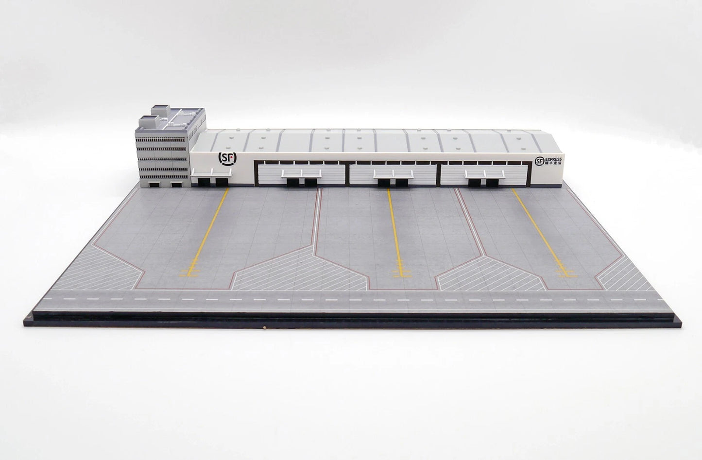 JCWINGS SF AIRLINES PACKAGE WAREHOUSE & OFFICE SET