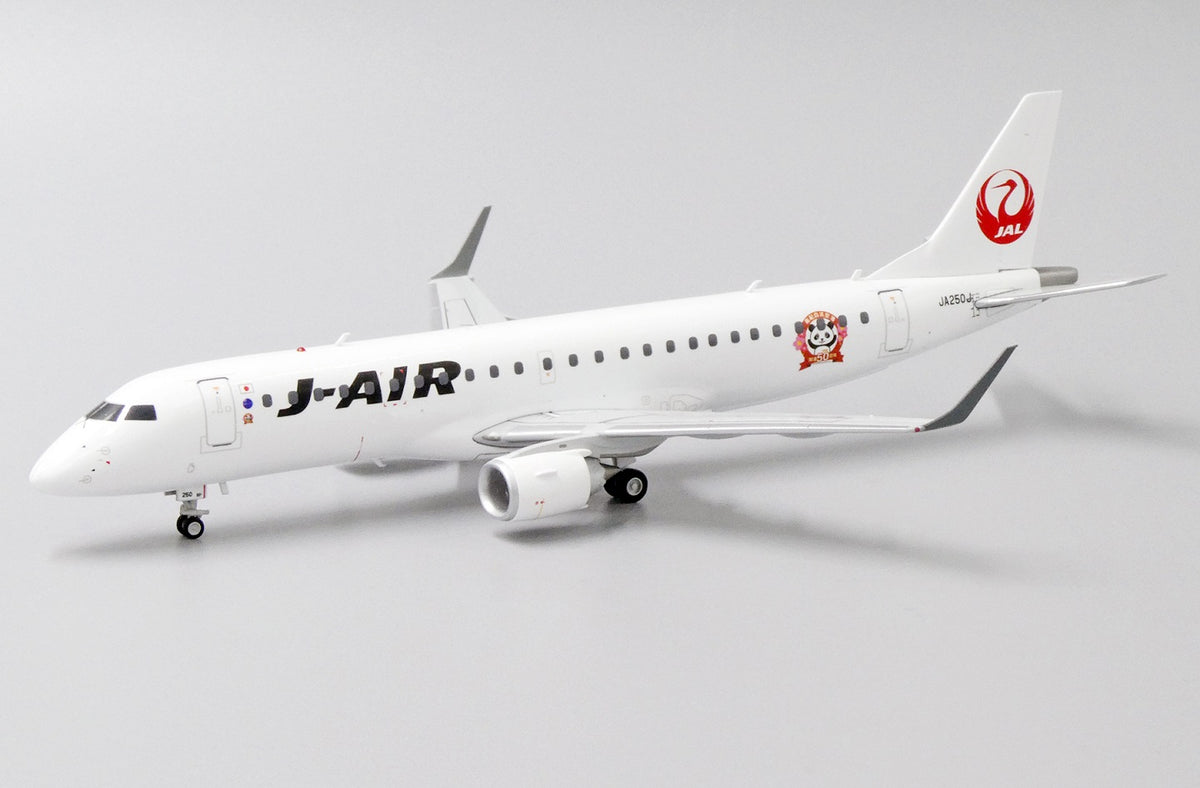 JC WINGS EMBRAER 190 J-AIR "NANKI-SHIRAHAMA AIRPORT 50TH ANNIVERSARY" REG: JA250J