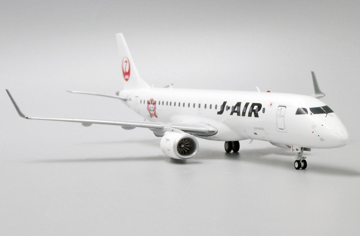 JC WINGS EMBRAER 190 J-AIR "NANKI-SHIRAHAMA AIRPORT 50TH ANNIVERSARY" REG: JA250J