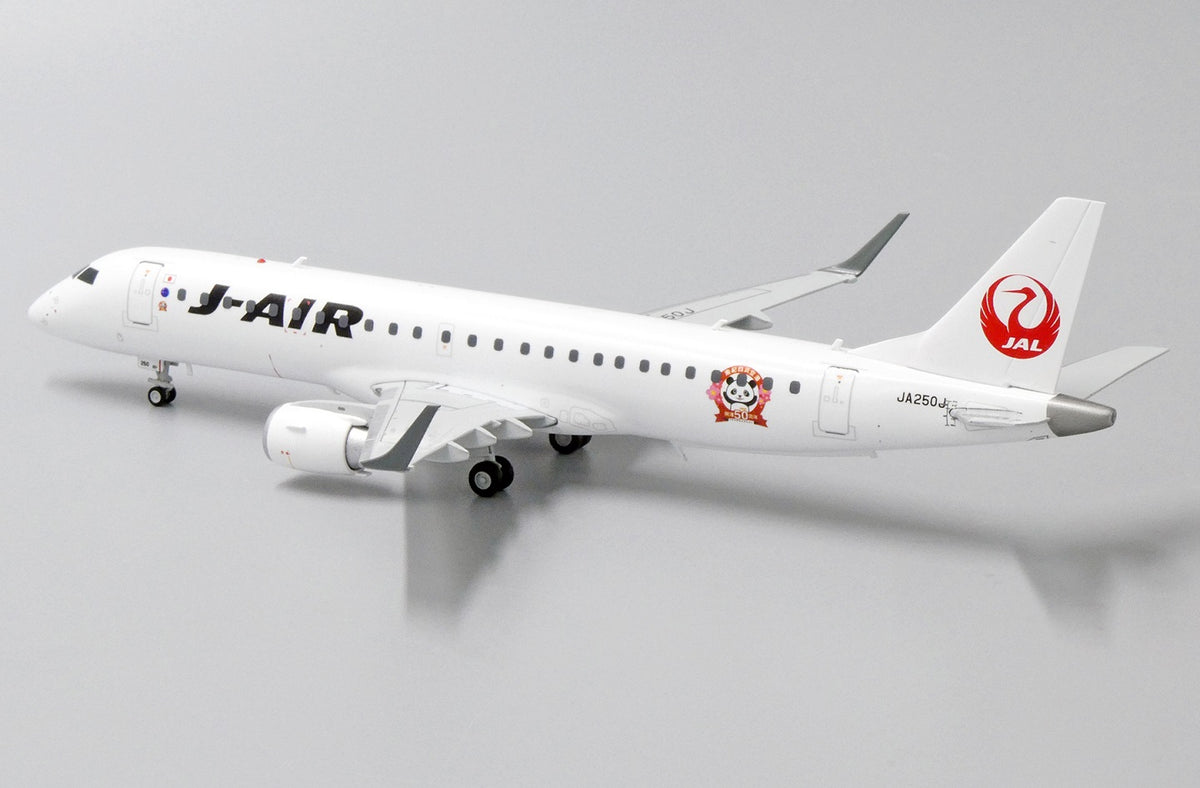 JC WINGS EMBRAER 190 J-AIR "NANKI-SHIRAHAMA AIRPORT 50TH ANNIVERSARY" REG: JA250J