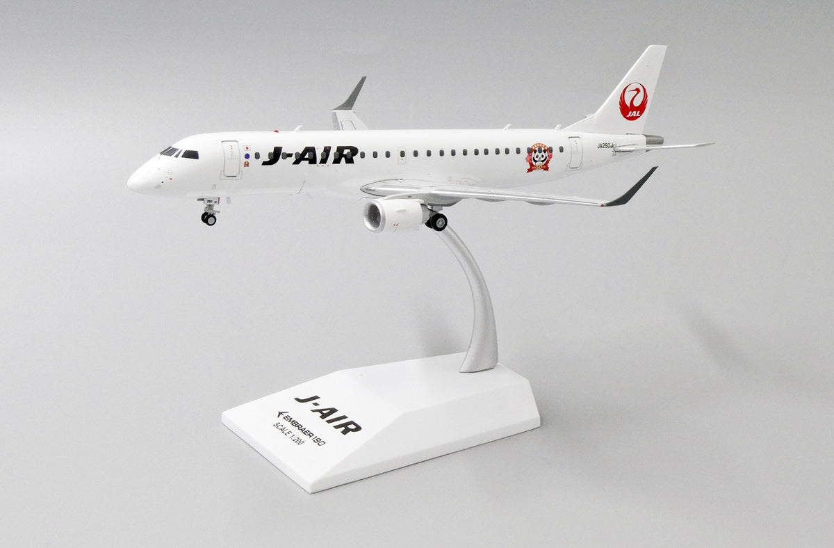 JC WINGS EMBRAER 190 J-AIR "NANKI-SHIRAHAMA AIRPORT 50TH ANNIVERSARY" REG: JA250J