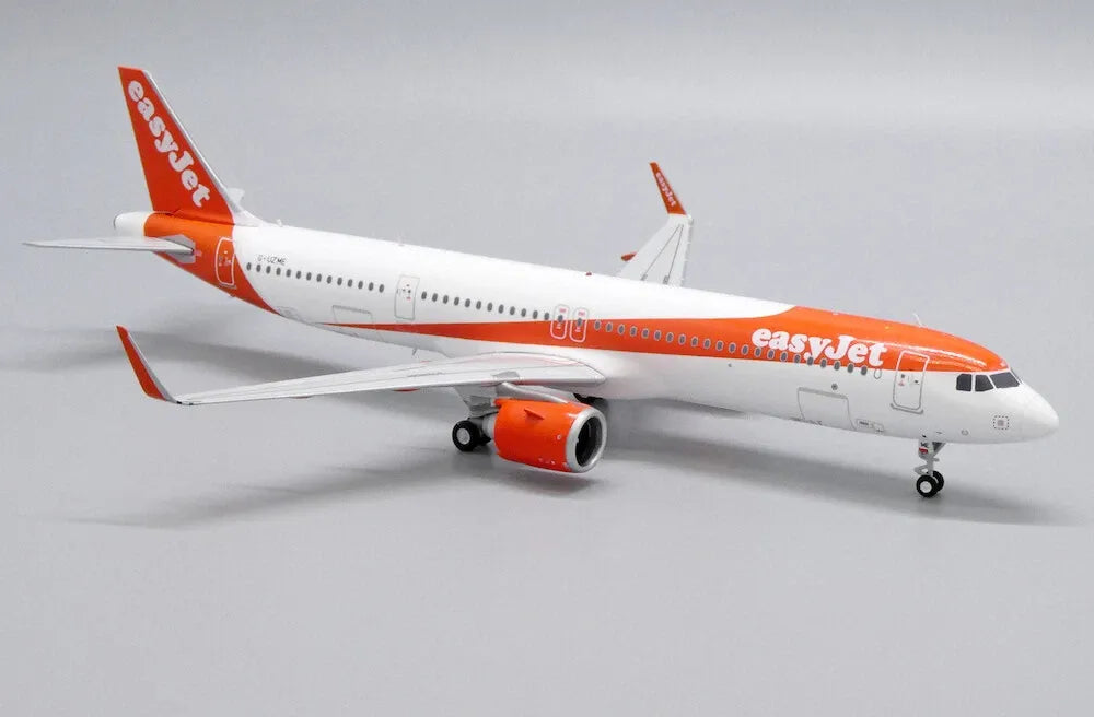 JC WINGS A321NEO EASYJET REG: G-UZME