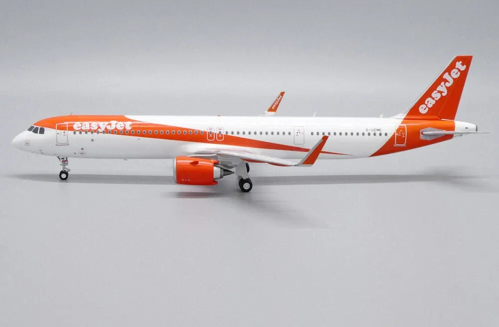 JC WINGS A321NEO EASYJET REG: G-UZME