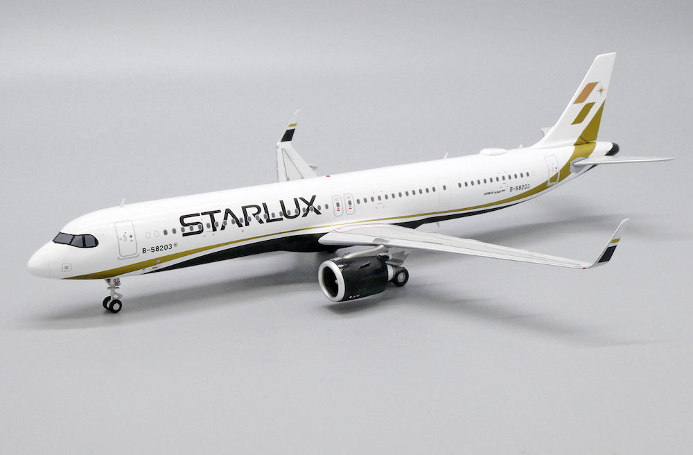 JCWINGS A321NEO STARLUX REG: B-58203
