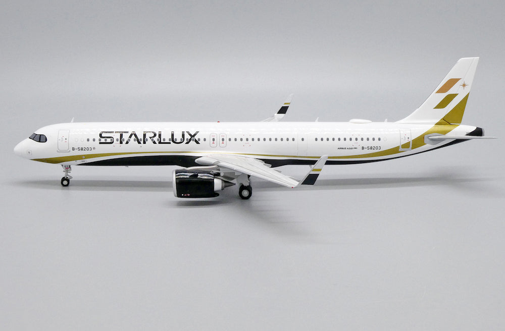 JCWINGS A321NEO STARLUX REG: B-58203