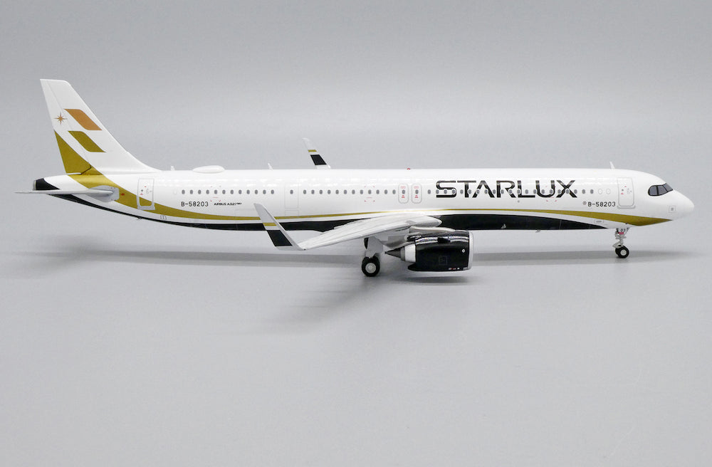 JCWINGS A321NEO STARLUX REG: B-58203