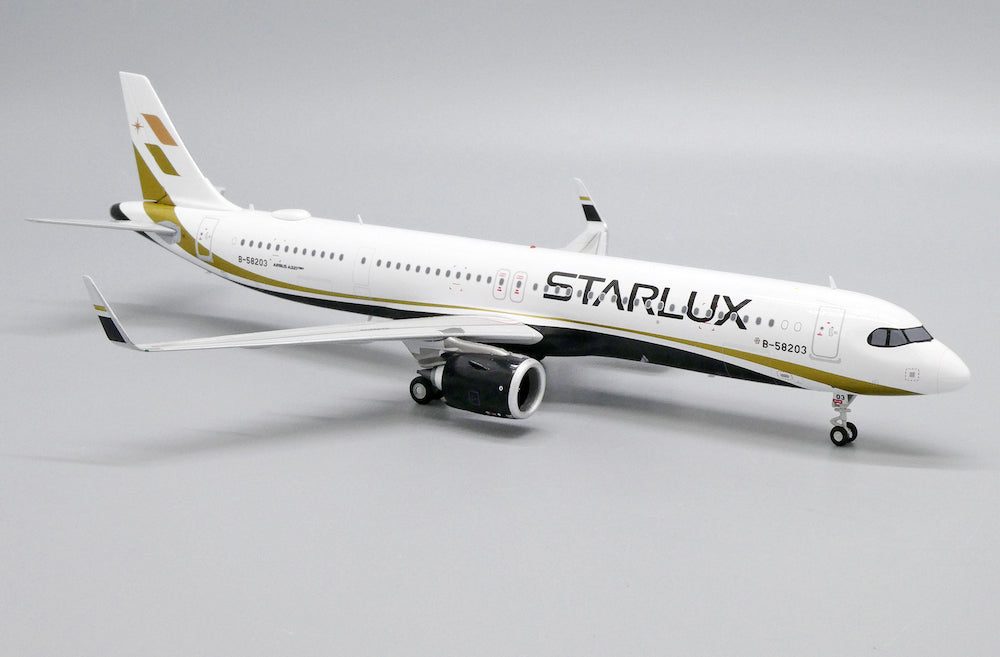 JCWINGS A321NEO STARLUX REG: B-58203