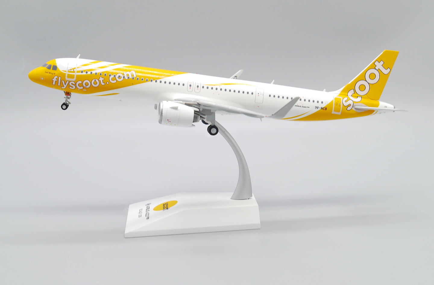 JC WINGS A321NEO SCOOT REG: 9V-NCB