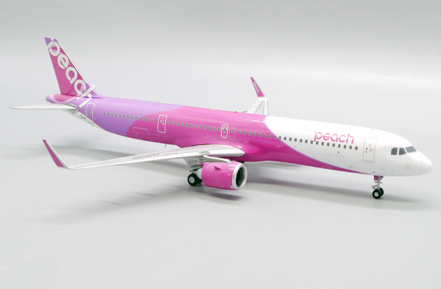 JCWINGS A321NEO PEACH REG: JA902P