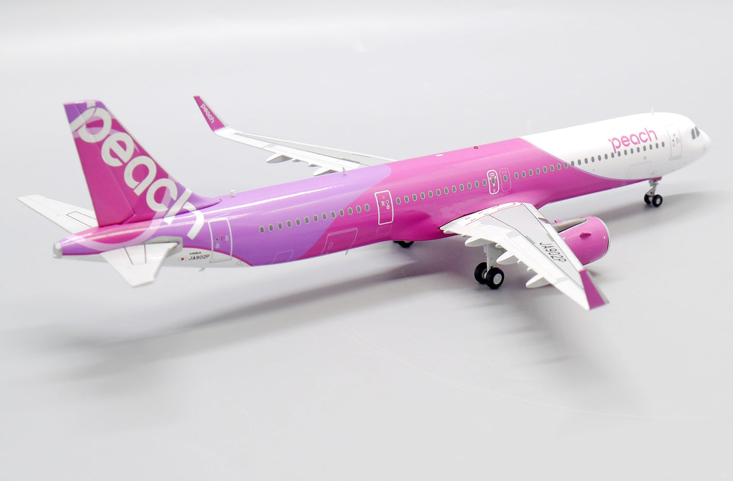 JCWINGS A321NEO PEACH REG: JA902P