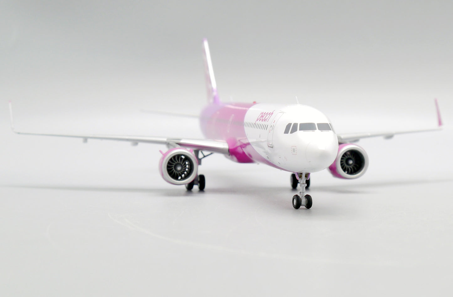 JCWINGS A321NEO PEACH REG: JA902P