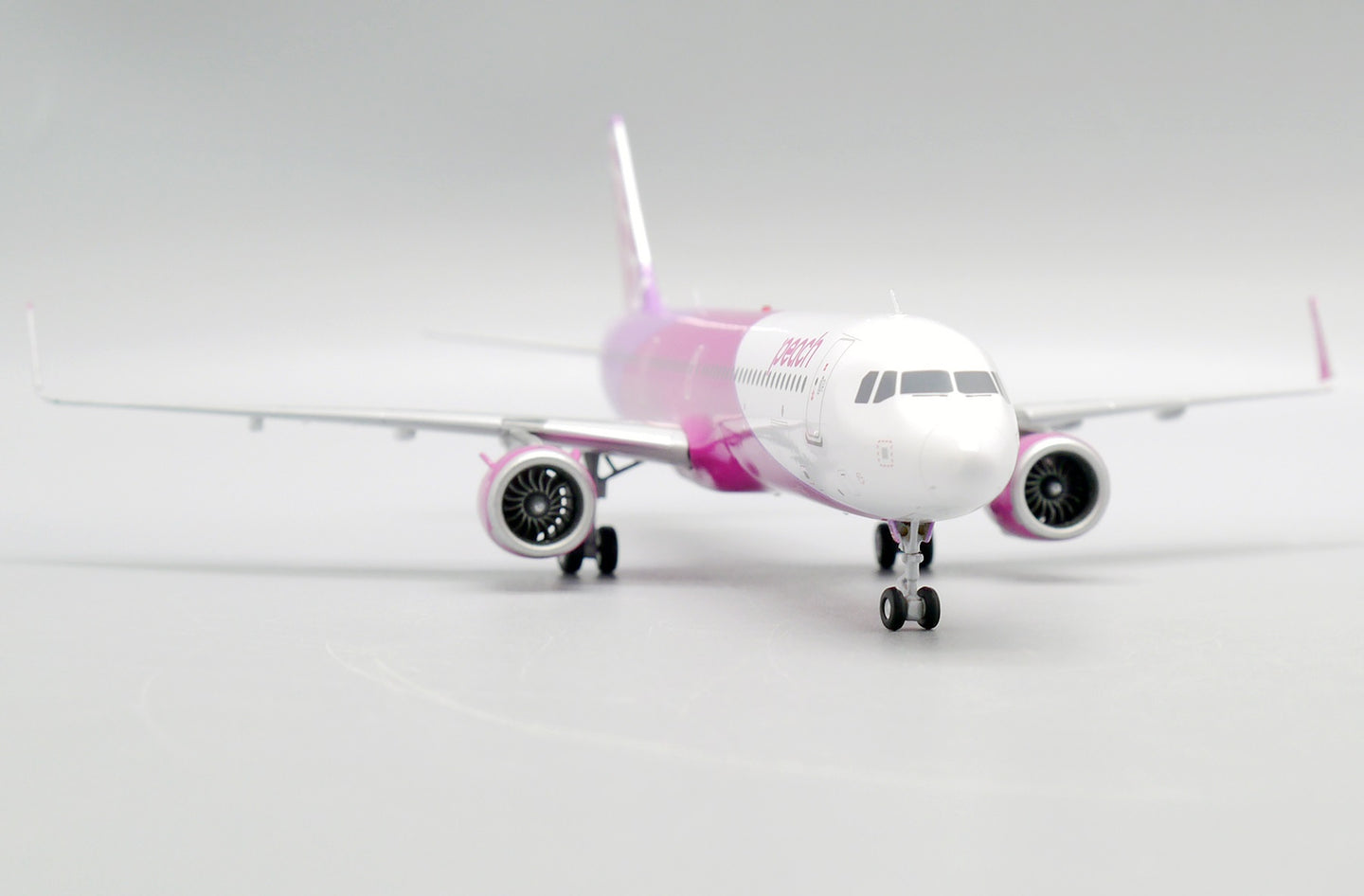 JCWINGS A321NEO PEACH REG: JA902P