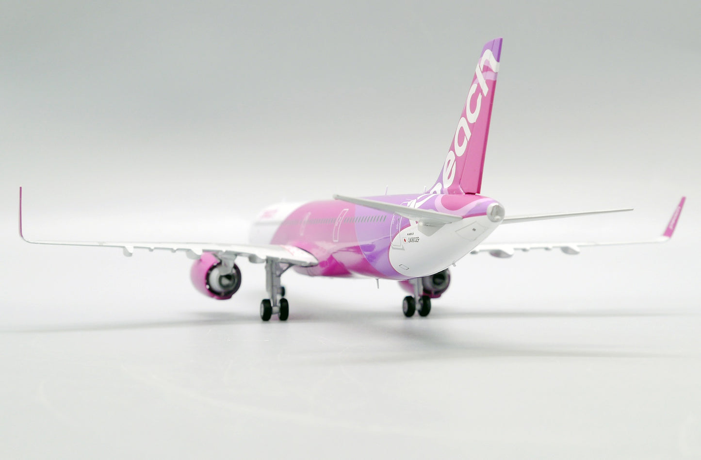 JCWINGS A321NEO PEACH REG: JA902P