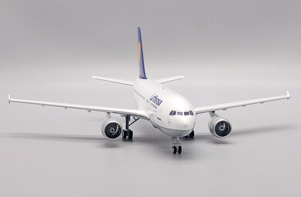 JCWINGS A310-300 LUFTHANSA REG: D-AIDA