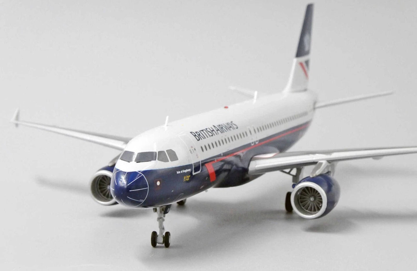 JC WINGS A320 BRITISH AIRWAYS LANDOR REG: G-BUSI