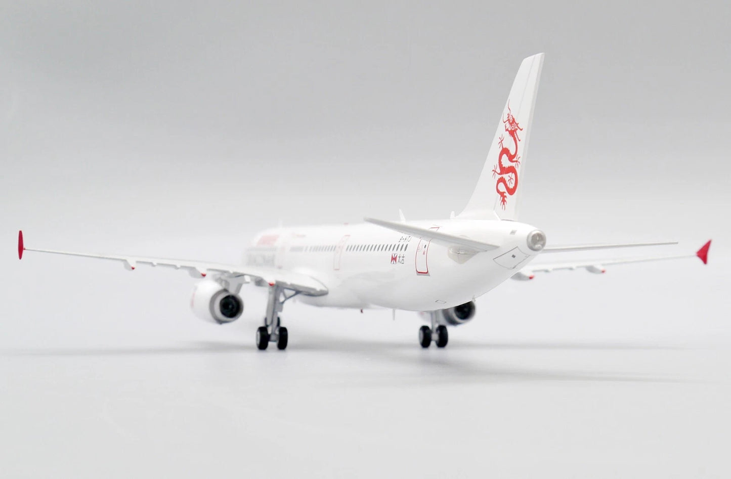 JCWINGS A321-200 DRAGONAIR REG: B-HTJ