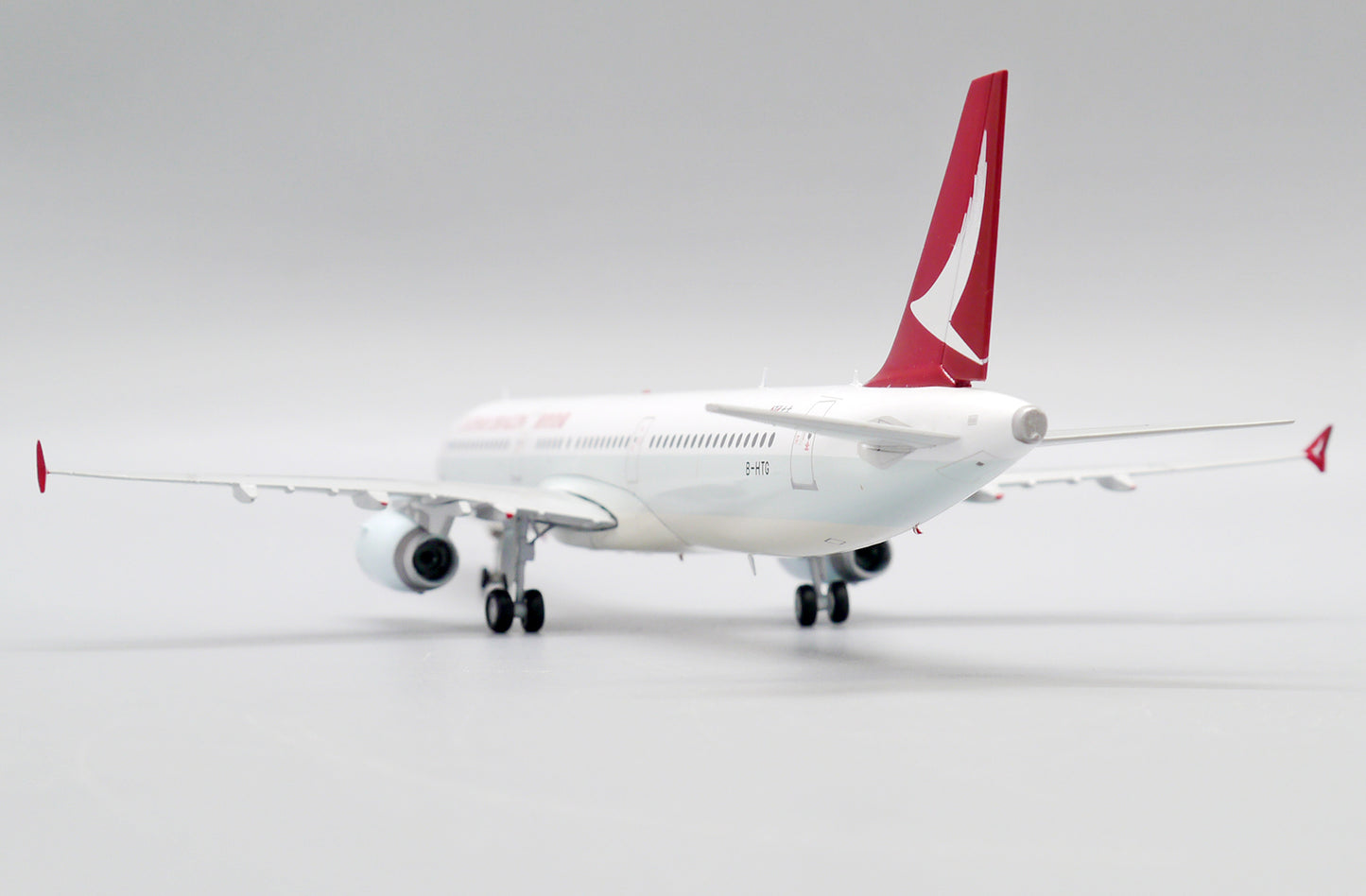 JC WINGS A321 DRAGONAIR REG: B-HTG