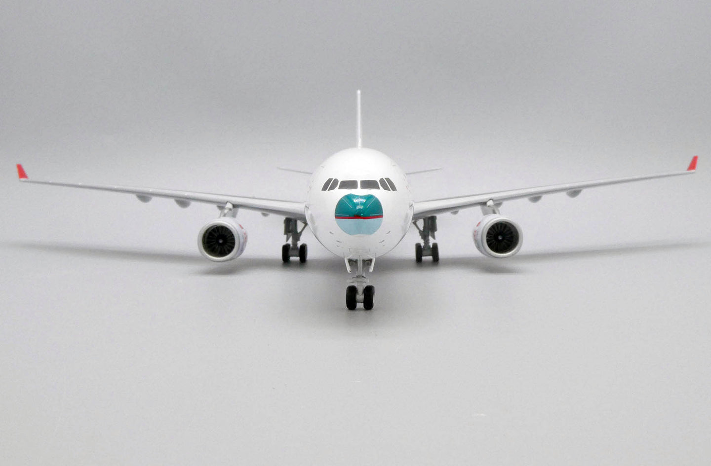 JC WINGS A330-300 DRAGONAIR "SPECIAL NOSE" REG: B-HYF