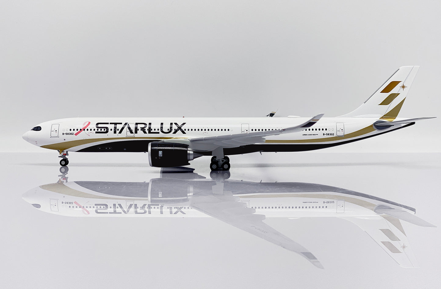JC WINGS A330-900NEO STARLUX AIRLINES "PINK RIBBON" REG: B-58302