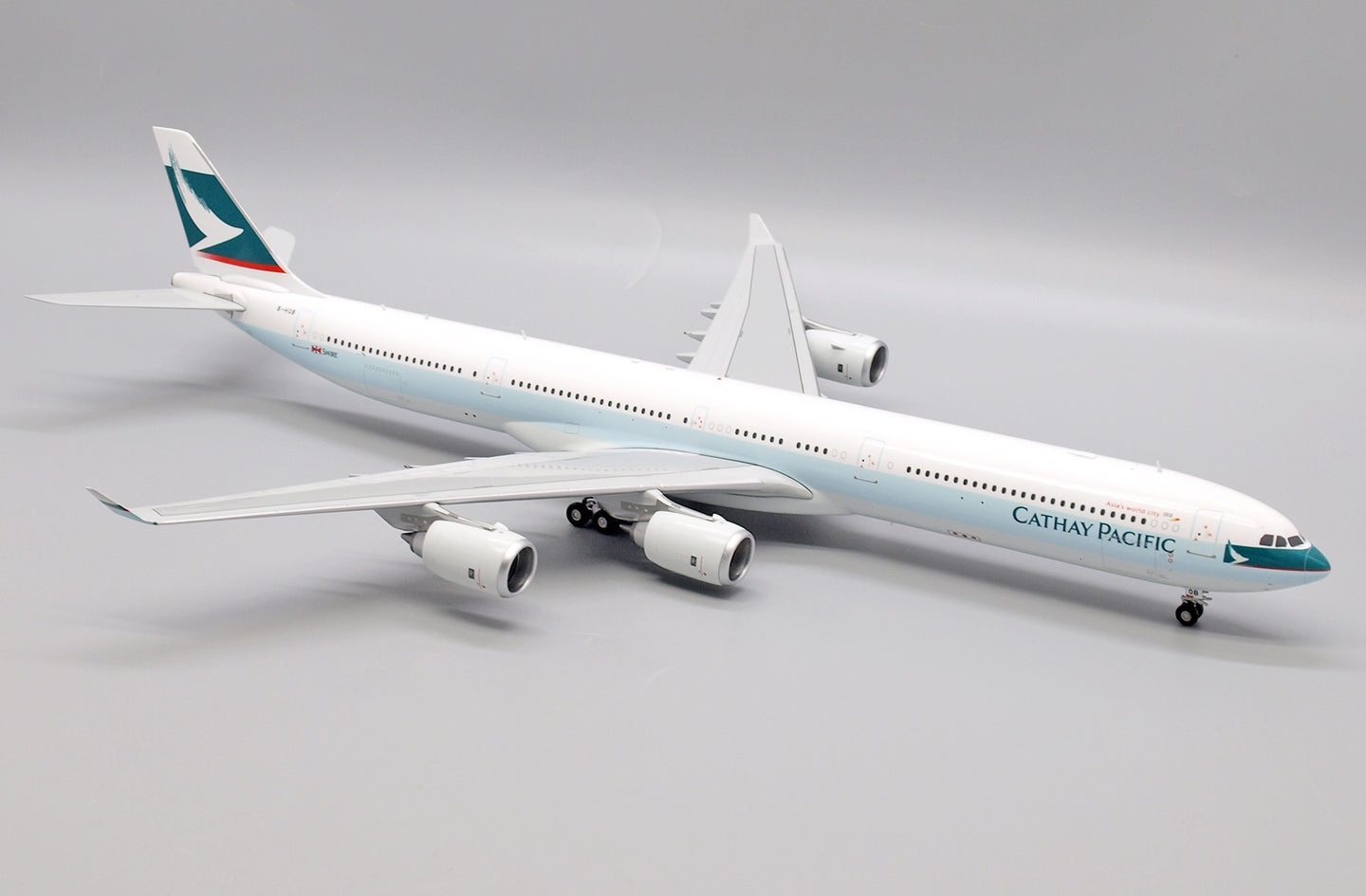 JC WINGS A340-600 CATHAY PACIFIC REG: B-HQB