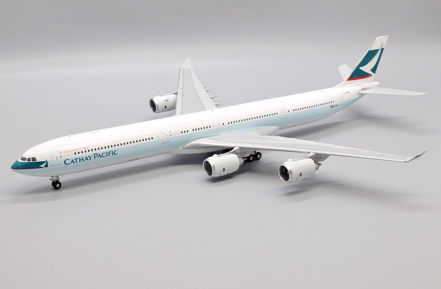 JC WINGS A340-600 CATHAY PACIFIC REG: B-HQB