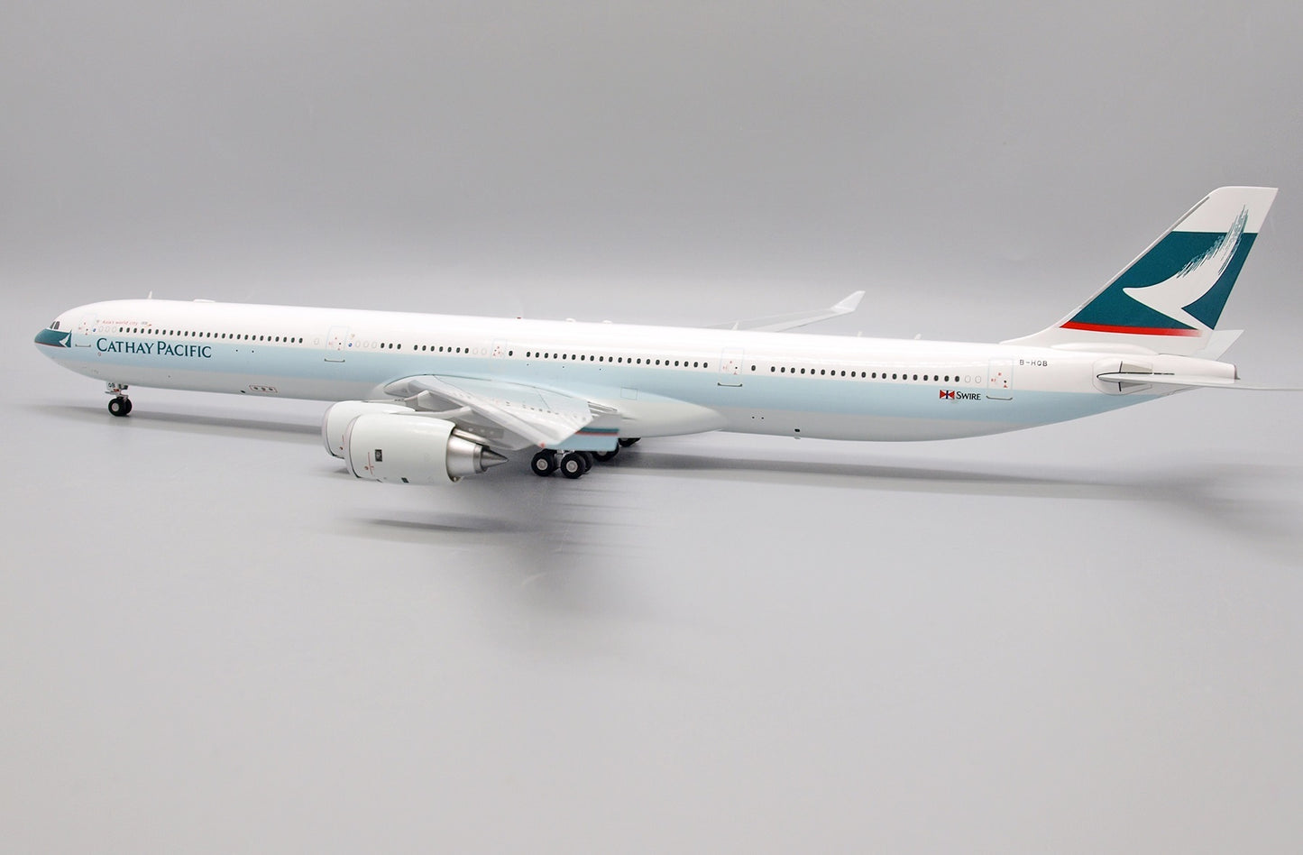 JC WINGS A340-600 CATHAY PACIFIC REG: B-HQB