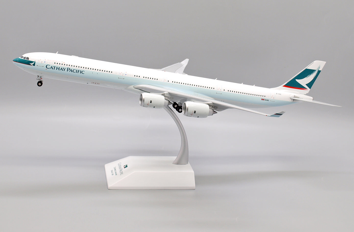 JC WINGS A340-600 CATHAY PACIFIC REG: B-HQC